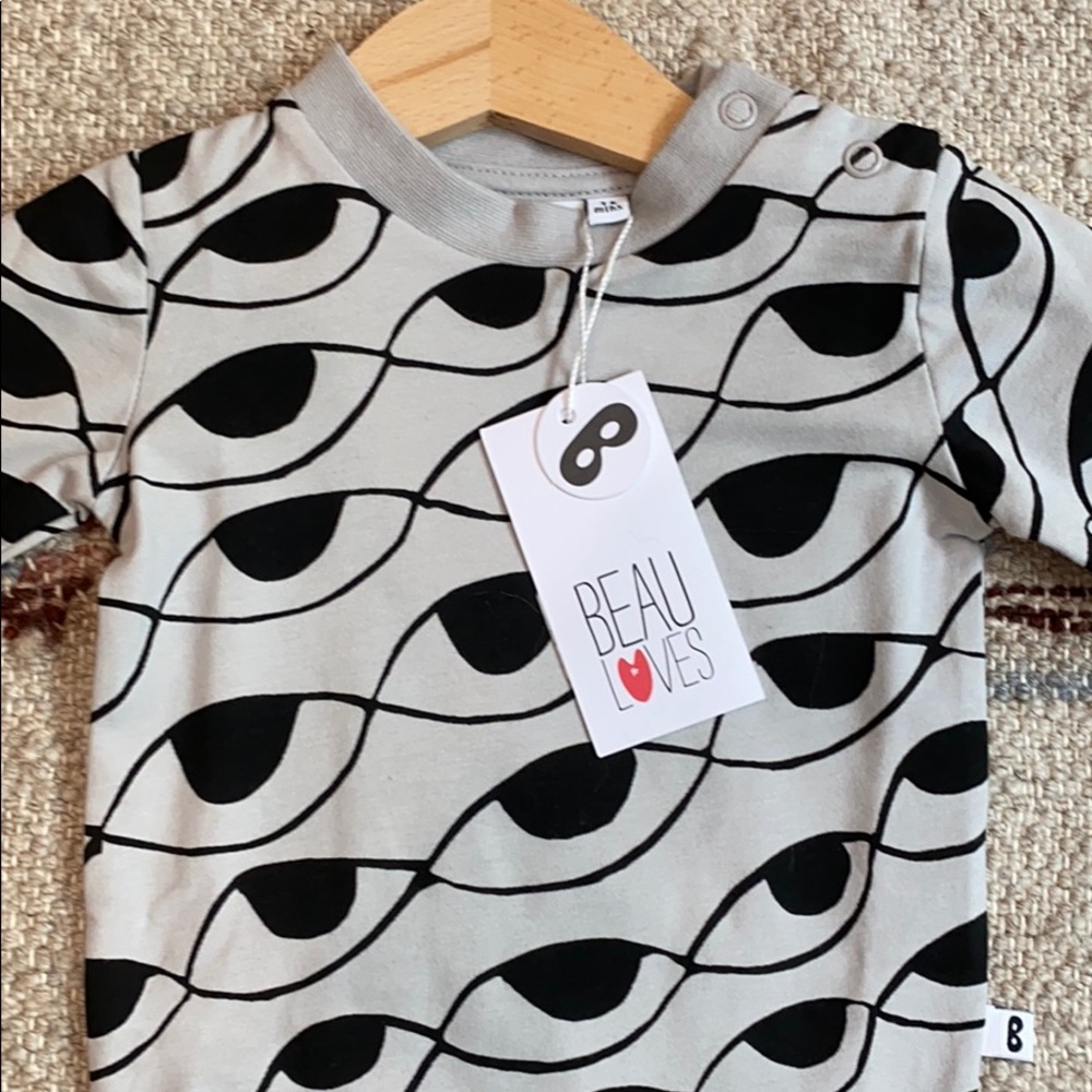 NWT Beau Loves eye print onesie 3-6 months